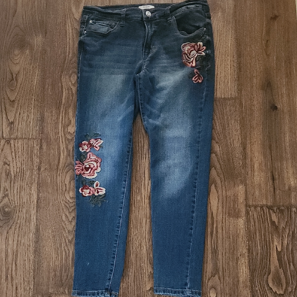 Kensie Blue Ankle Jeans with Red Floral Embroidery